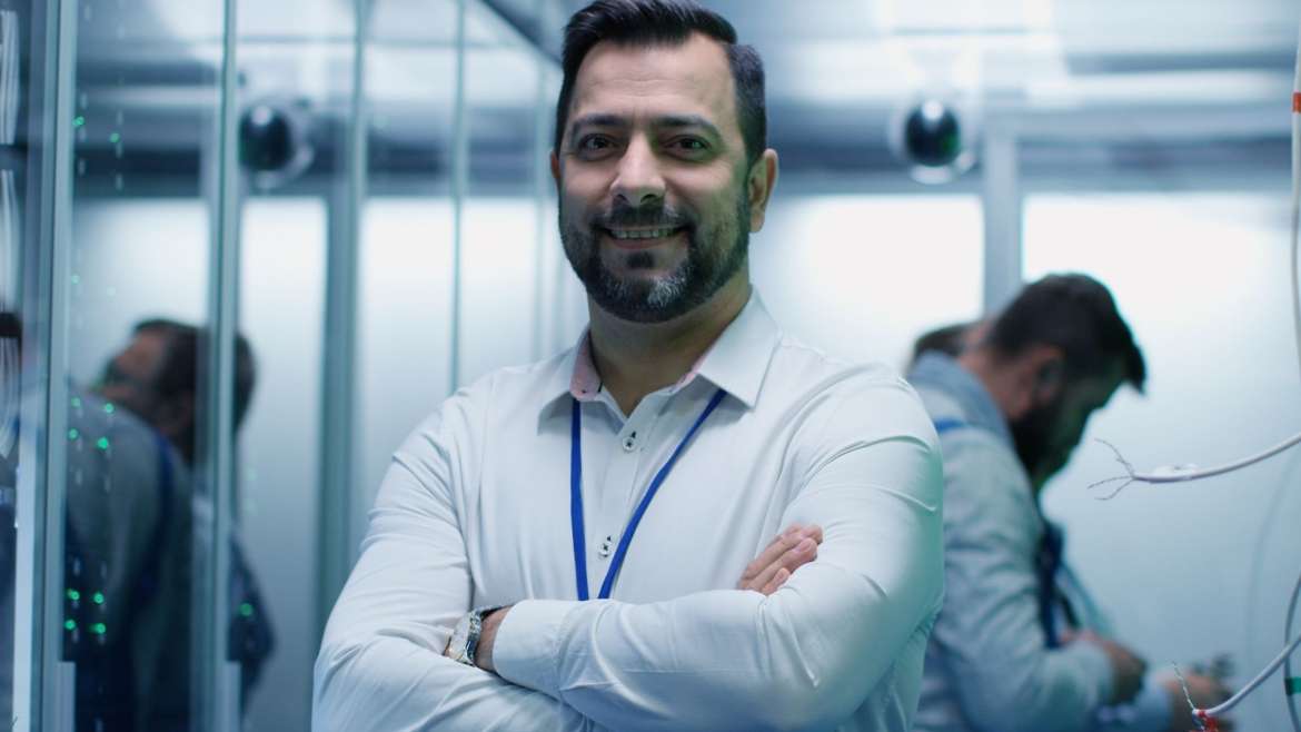 Emotional Intelligence in Leadership: Nurturing a Positive Workplace Culture