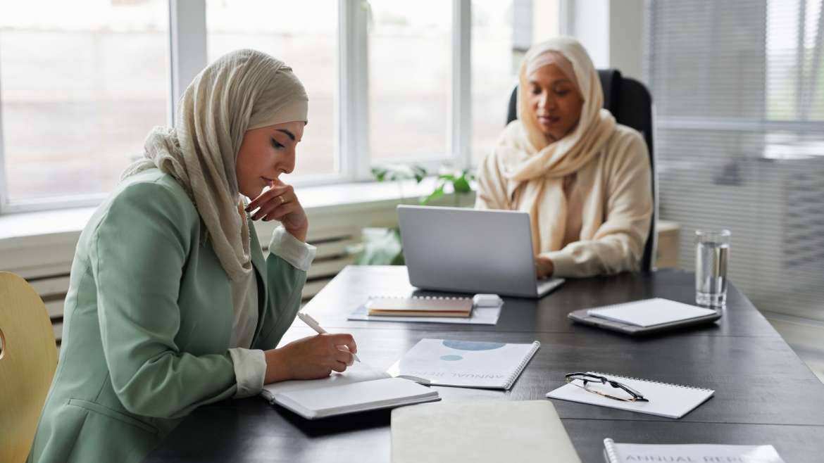 Remote Leadership: Managing Teams in a Digital Work Environment