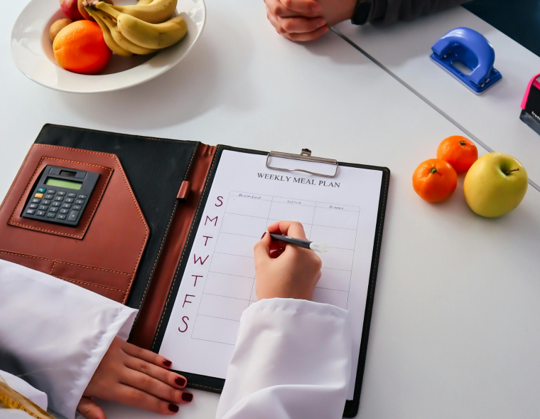 Meal Planning for Optimal Health: Strategies for Busy Lifestyles